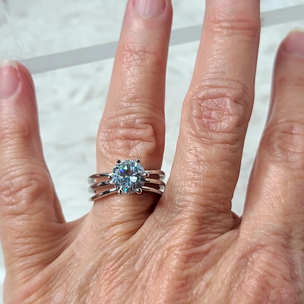 Moissanite 2 Carat Illusion Triple Band